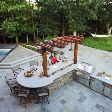 Bluestone on the Bluff