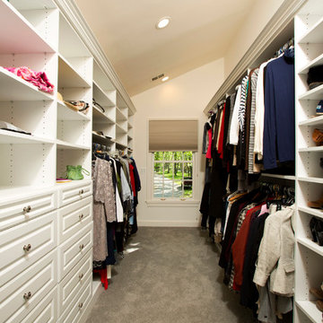 Walk-in closet
