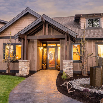 Luxurious & Modern Craftsman Style Woodsy Home in Bend, Oregon