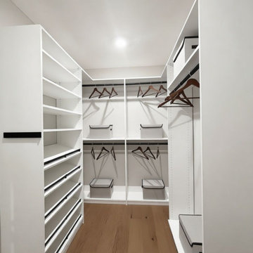 Walk‑In Closet Overview