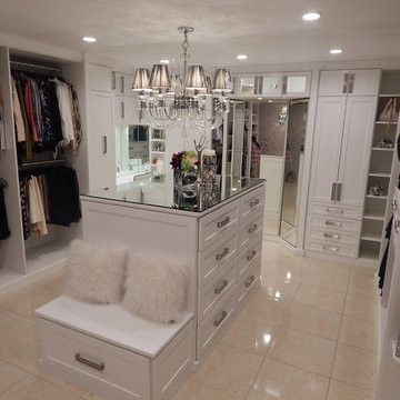 White Mirrored Walk In