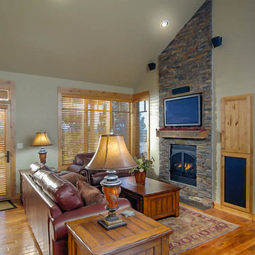 Brasada Ranch Resort – Rimrock 1 story Cabin with Lock-offs (for rental)