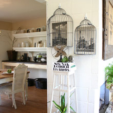 displaying photos