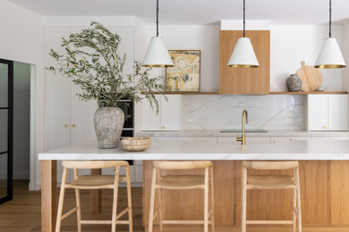 Photo of a contemporary kitchen in Sydney.