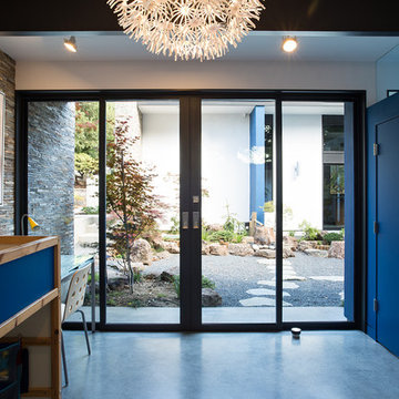 Modern Atrium House