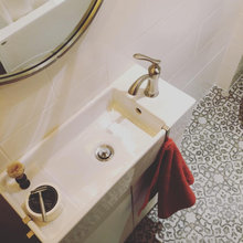 Suzanne Bathroom