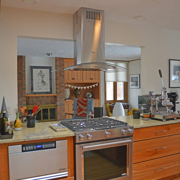 Welcoming Eclectic Kitchen Design - East Lansing