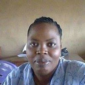Yetunde Ojos foto