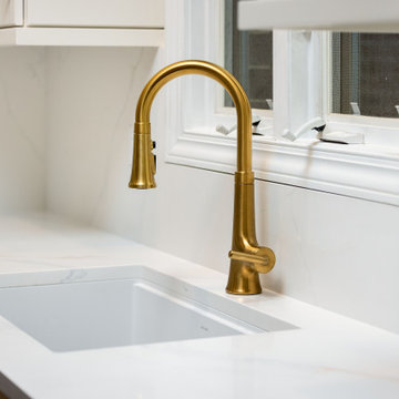 Leland Kitchen Remodel: Bright Transitional Elegance