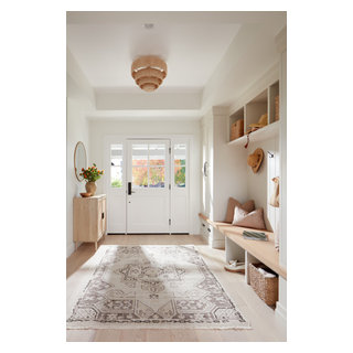 Creamy & Classic - Transitional - Entry - San Francisco - by KBG Design ...