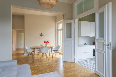 Modernes Esszimmer in Dresden
