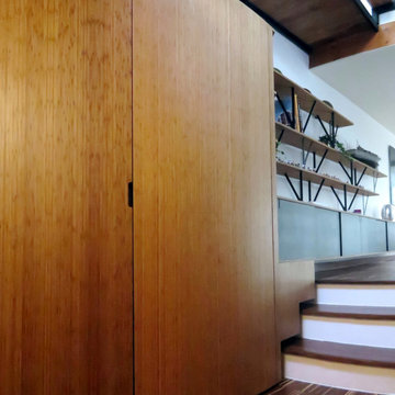 Vestiaire, meuble à chaussures et cabinet de curiosité CURVE WOOD &STEEL