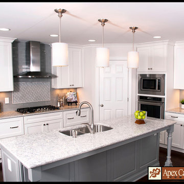 Kitchen - 712 Pinewood
