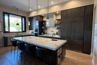 Inspiration for a contemporary kitchen remodel in Phoenix