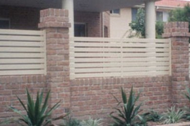 Give A Sleek Modern Look To Your Property With Aluminium Fencing And Louvres