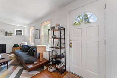 Entryway - contemporary entryway idea in DC Metro