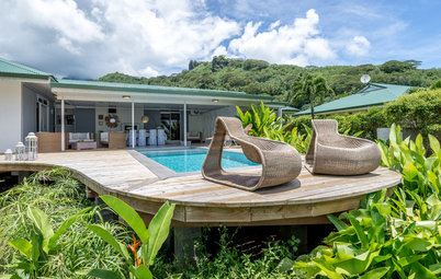 Suivez le Guide : Une maison les pieds dans l'eau en Polynésie