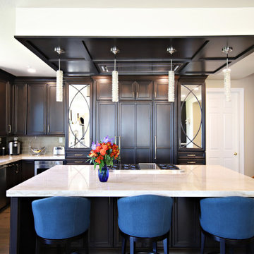 Mirrored Sophistication in Olivenhain