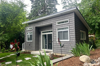 Inspiration for a shed remodel in Toronto