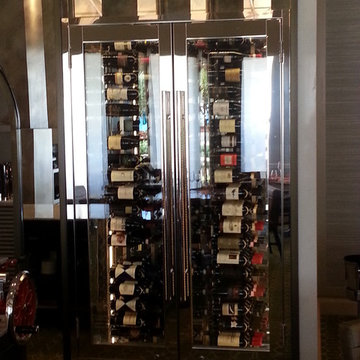 13-62 Palm Beach, FL: Custom Wine Display Units