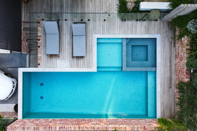 This is an example of a modern pool in Melbourne.