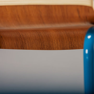 Bar stool