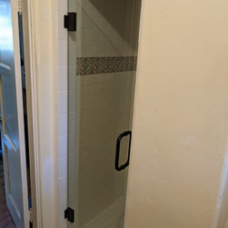 Old Mill, LA County - Shower Doors