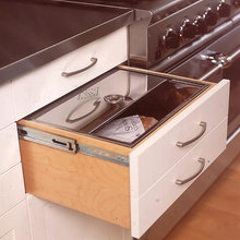 Bread drawer