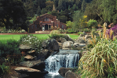 Design ideas for a traditional waterfall in Other.