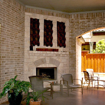 Lakewood Hills Residence