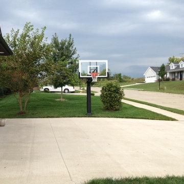 Ronnie L's Pro Dunk Gold Basketball System on a 35x30 in Columbia, MO