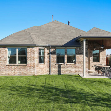 Dallas, Texas | Fairways of Champion Circle - Premier Laurel Patio