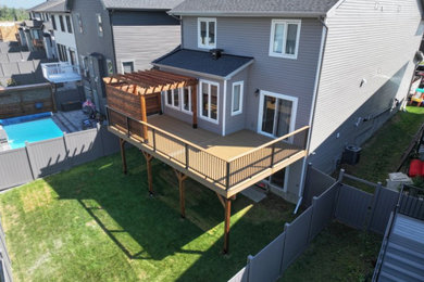 Inspiration for a deck remodel in Ottawa