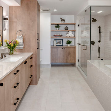 Kirkland Condo Multiple Bathrooms