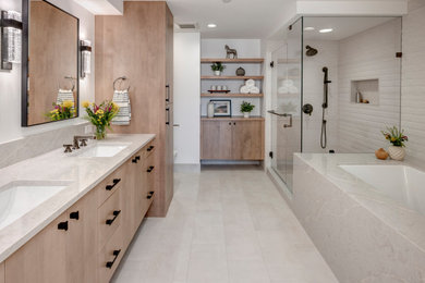 Bathroom - contemporary bathroom idea in Seattle