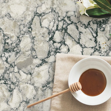 HanStone | AURA | Evoke calm with Aura’s large scale