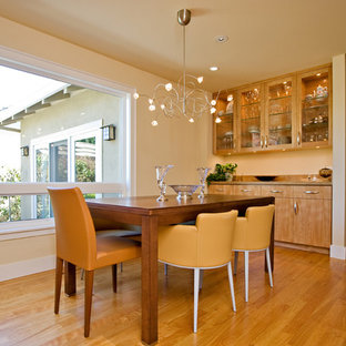 Built In Dining Room Cabinets Houzz