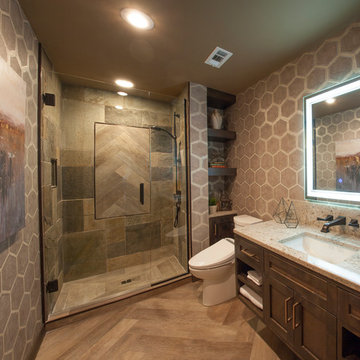 Fremont Hills Modern Lodge Guest Bath