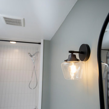 En Suite Bathroom Facelift - Malvern, Pa