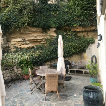 Jardin sur les falaises rocheuses