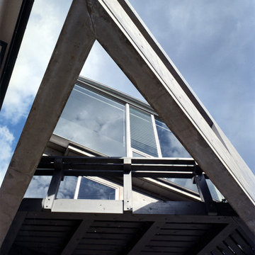 M4-HOUSE