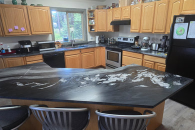 Kitchen - kitchen idea in Seattle