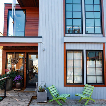 South Lake Union Houseboat.