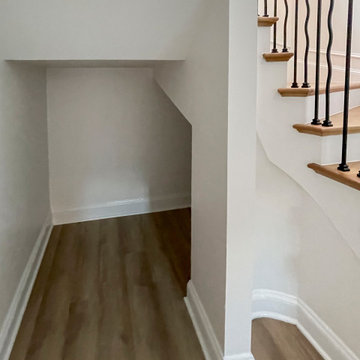 Project #106 | Winding Staircase with Modern Balustrade