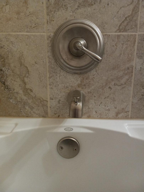 how do you take a bathtub faucet off