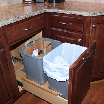 Kitchen Design: StarMark Cabinetry in Maple, Cambria Quartz Counter