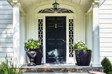Example of a classic entryway design in DC Metro