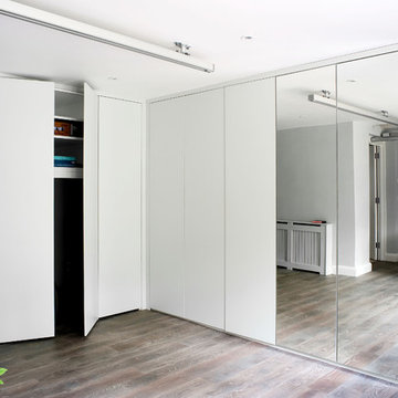 "L" shape wardrobe