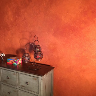 Exempel på en liten klassisk hall, med röda väggar