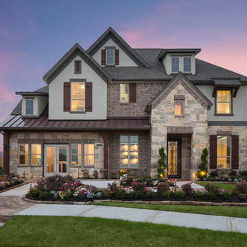 Ashton Woods Model Home - Fieldstone